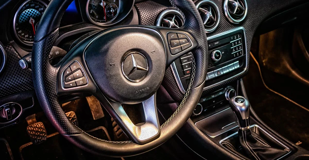 Detaliu auto din galeria originală TINFamily